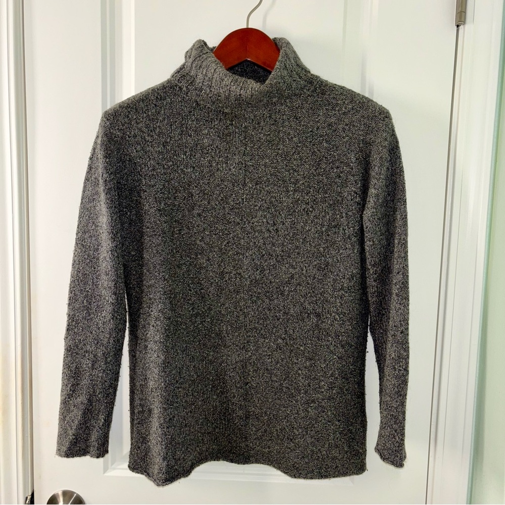Cold water creek silk blend turtleneck grey sweater, size S